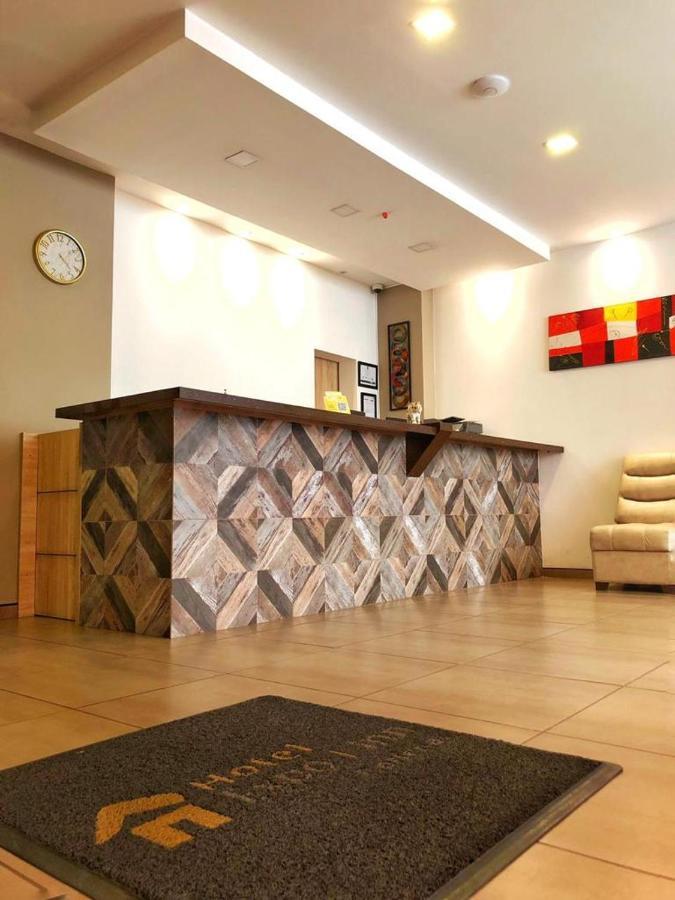 Hm Hotel Expo Inn Bogotá Zewnętrze zdjęcie